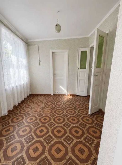 Продам Дом в Центре Корабельного района (р-н 33 школы)