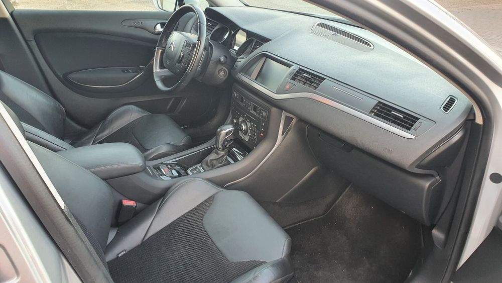 Citroen C5 X7 2.0hdi automat Exlusive