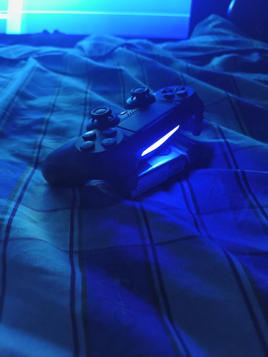 PlayStation 4 Pro  - Troca ou Venda