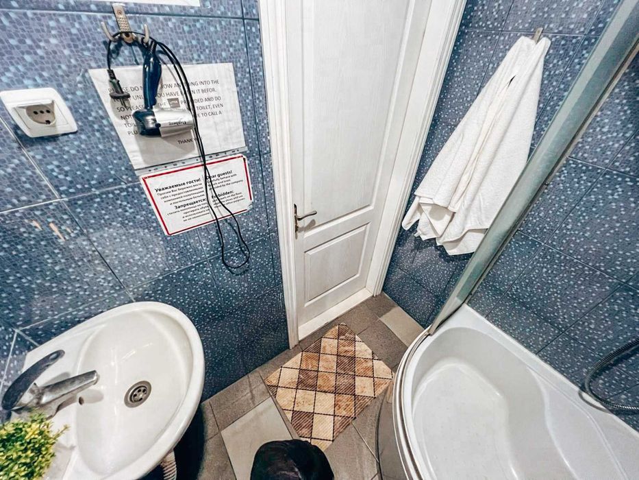 Номер отель центр метро Олимпийская, Крещатик,Посуточно Почасово