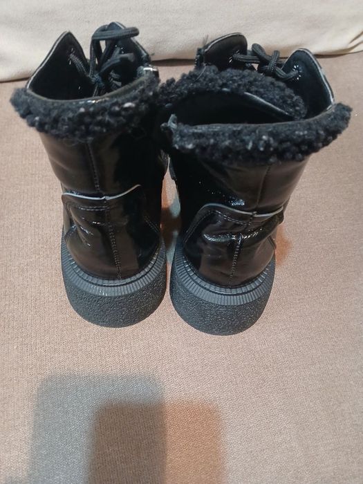 Жіночі черевички