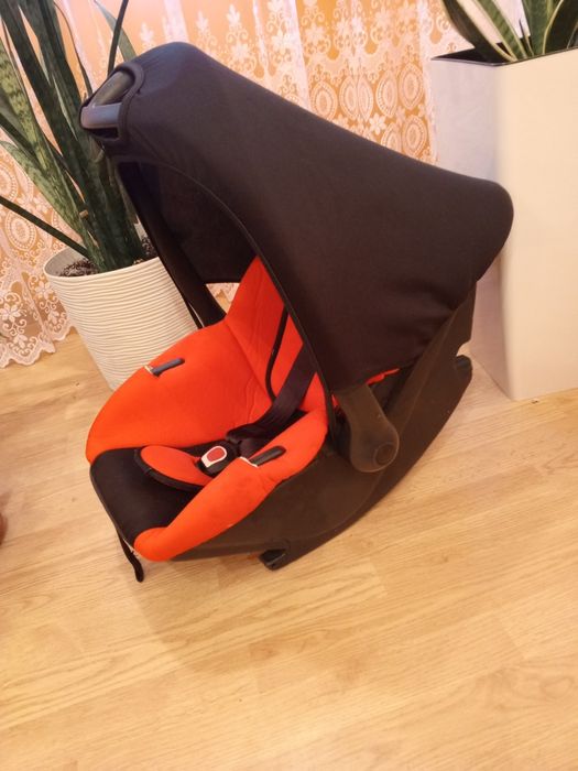 Продам дитяче автомобільне кріселко