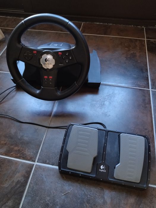 Volante gaming Logitech