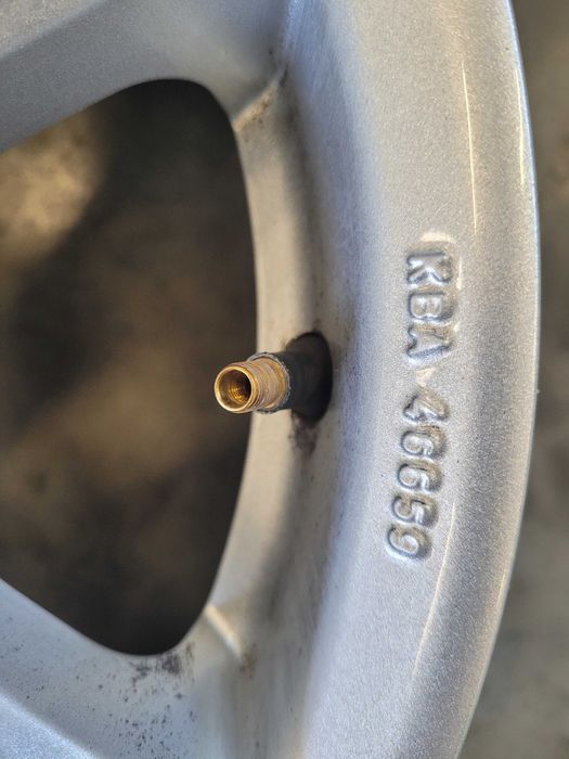 Felgi aluminiowe r 15 komplet volkswagen  5 x 100