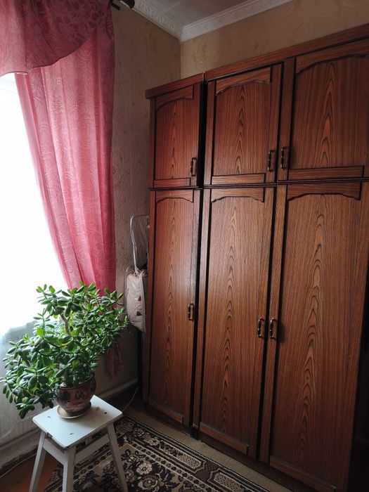 Продам будинок в центрі міста Верхньодніпровс.