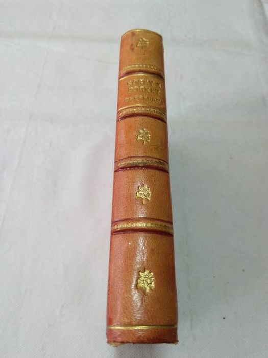 Roget's Pocket Thesaurus