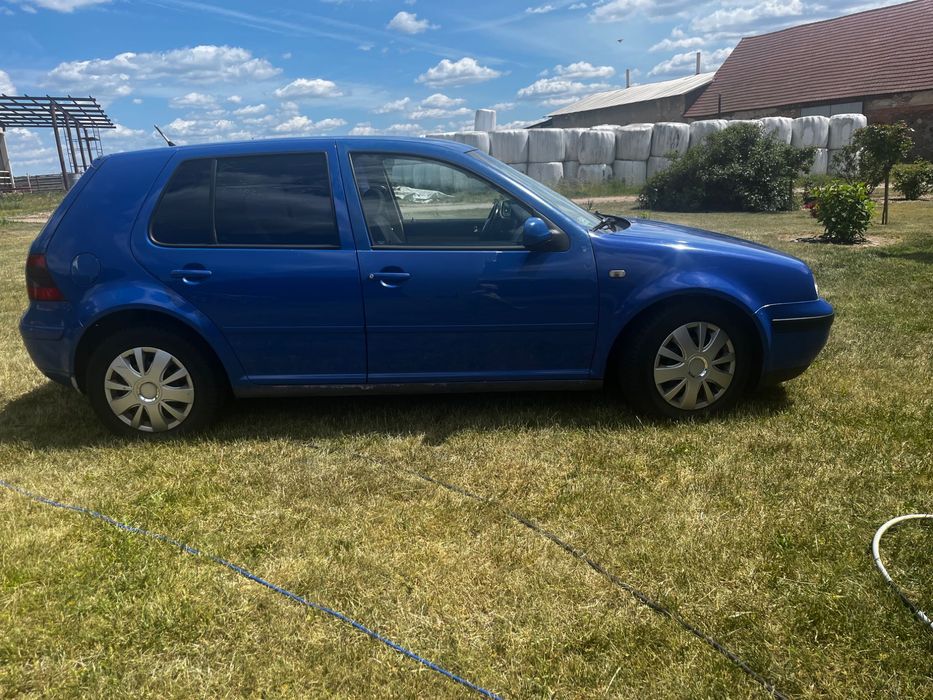 Volkswagen golf 4