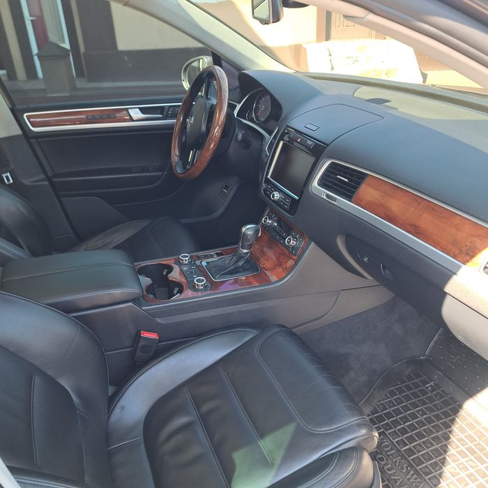 Тоурег 3.0дизель.2011рік.