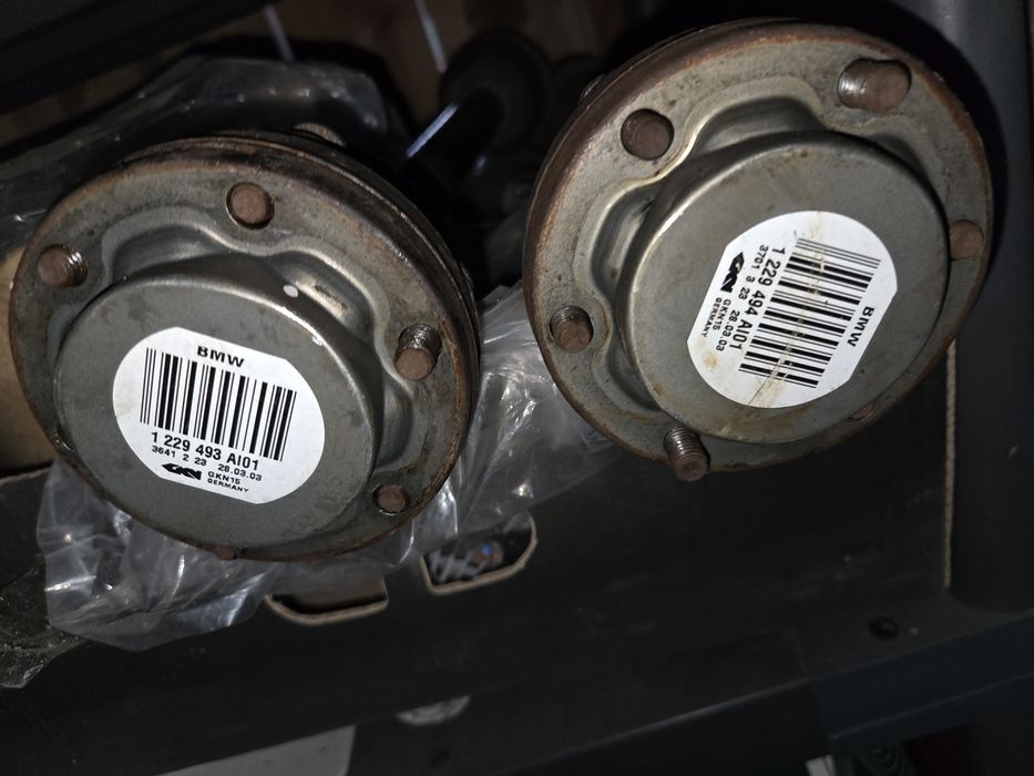 Bmw e46 m54b22 półosie komplet Lewa prawa 493 494