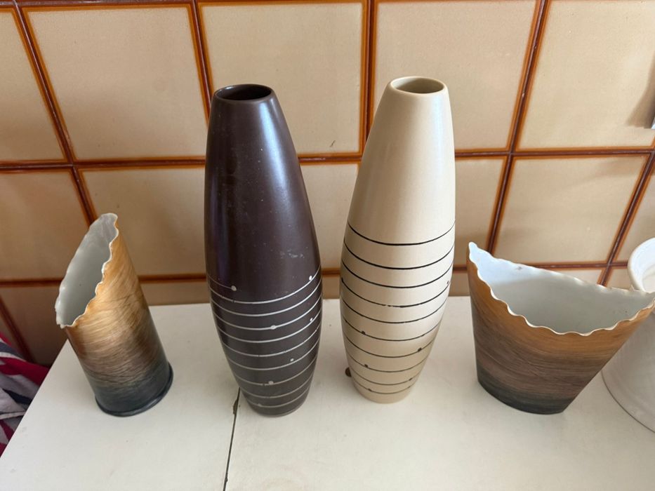 Vasos a venda tenhos mas peças iguais e diferentes