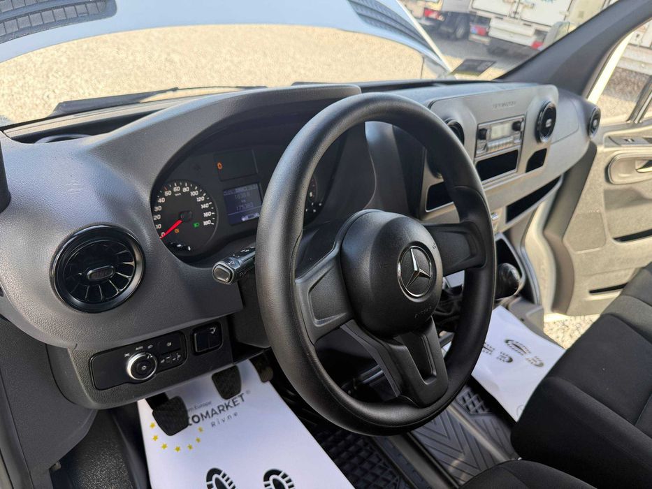 Mercedes-Benz Sprinter 2022p.