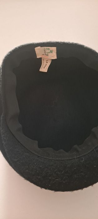 Boina preta em óptimo estado