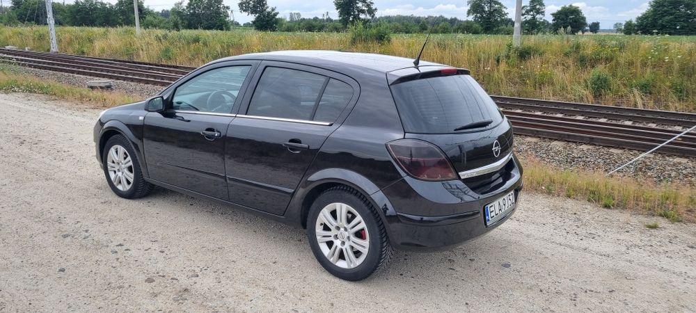 Opel Astra h 1.9 cdti 150