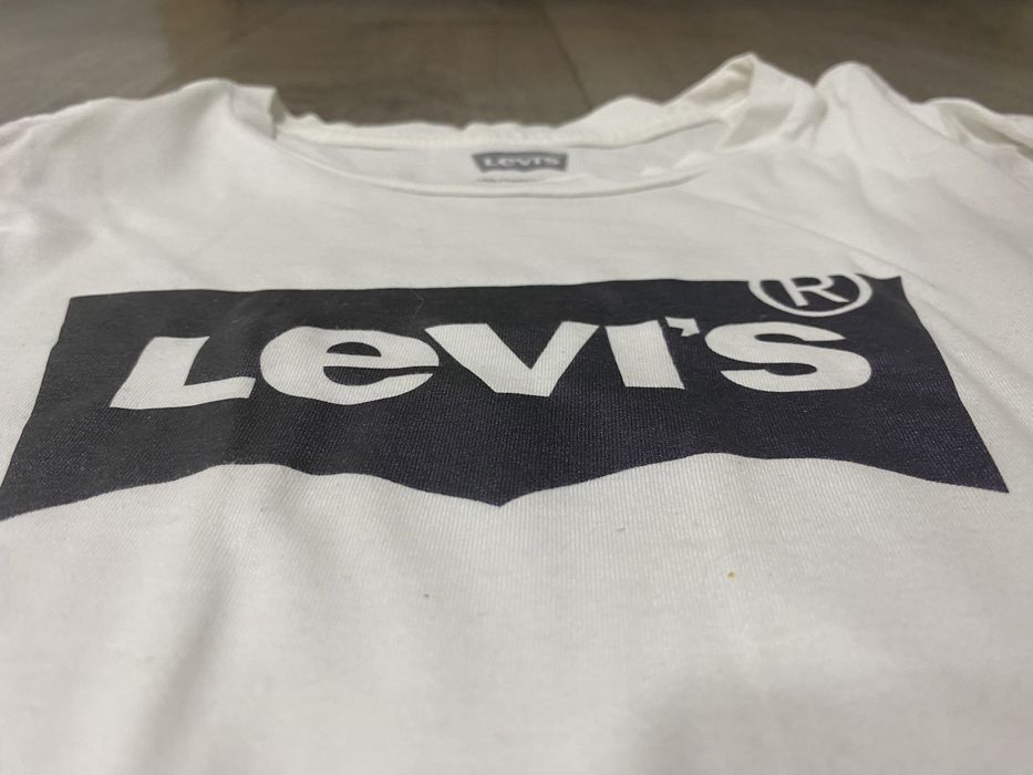 Camisola da marca levi’s