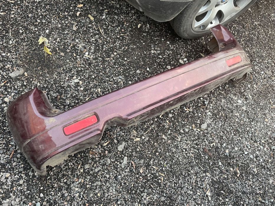 Продам бампер ваз 2111