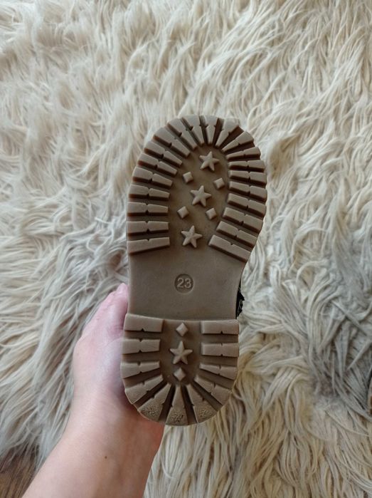Buty zimowe trapery botki ocieplane rozmiar 23