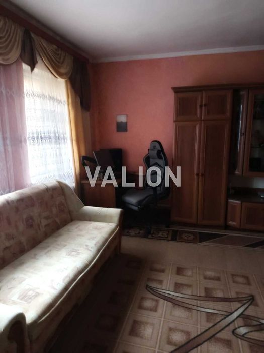 Продається домоволодіння у с Бабинці Бучанського рн 50км від Києва