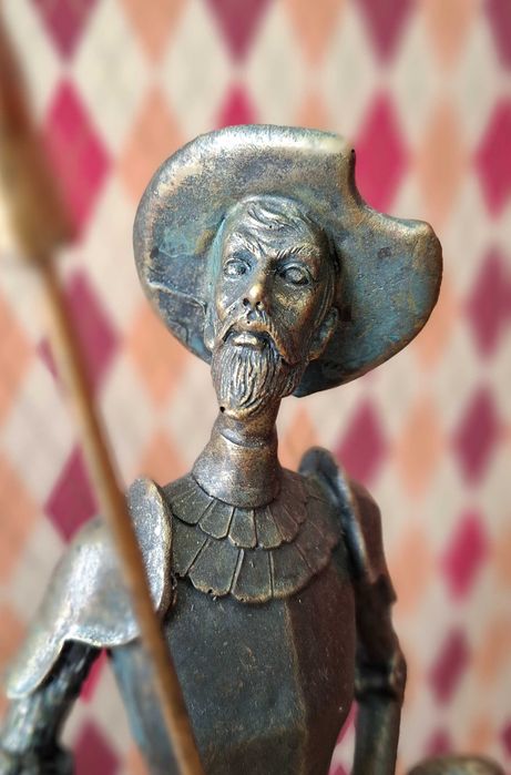 Estatueta D. Quixote e Sancho Pança