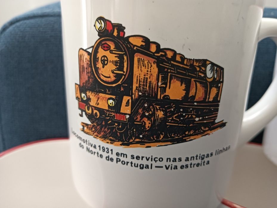 canecas cerâmica loiça coleção antigas e raras  Locomotivas  Vintage*