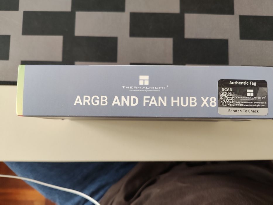 Thermalright ARGB AND FAN HUB X8