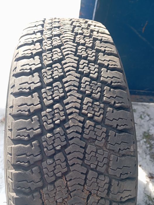 Продам ризина з дисками 175/65R14 розболтовка 4*100