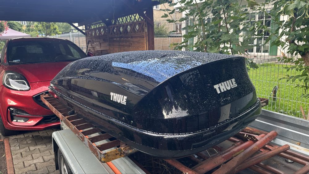 Box dachowy Thule Pacific 780 czarny połysk 420 litrów