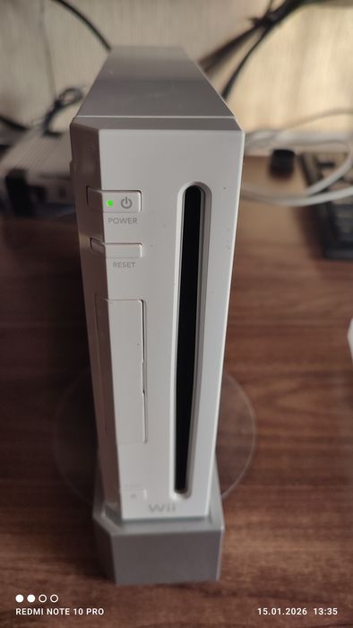 Продам Nintendo Wii