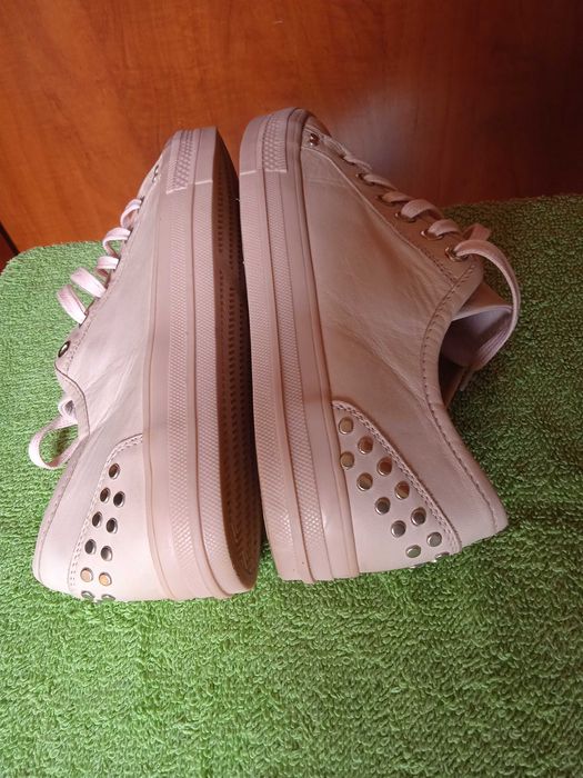 Carl Scarpa r.39 sneakersy, róż pudrowy, półtrampki, w-f, disco