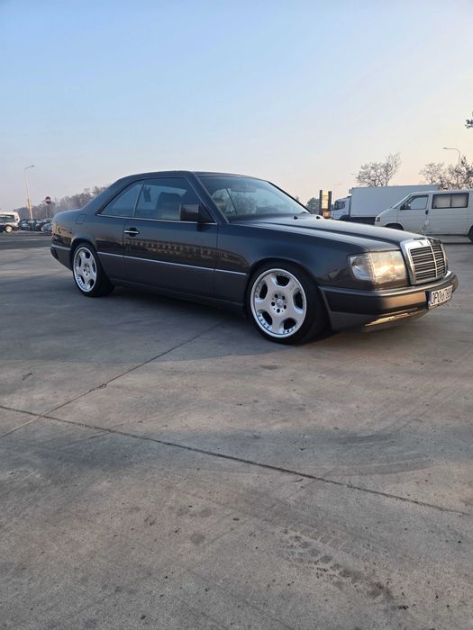 Mercedes 124 coupe 3.0