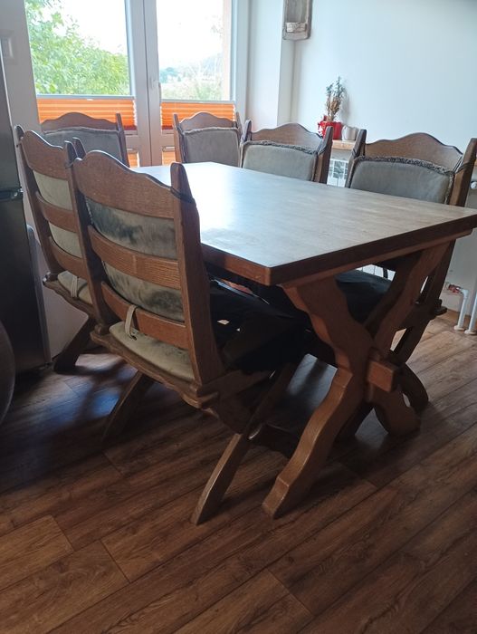 Stół dębowy z 6 krzesłami