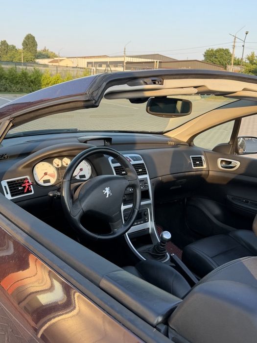 Кабріолет peugeot 307 cc пежо купе 2005 рік 260 пробіг 2.0 дизель клімат датчики дощу та світла парктронік диски 16 салон шкіра цікаве авто для міста
