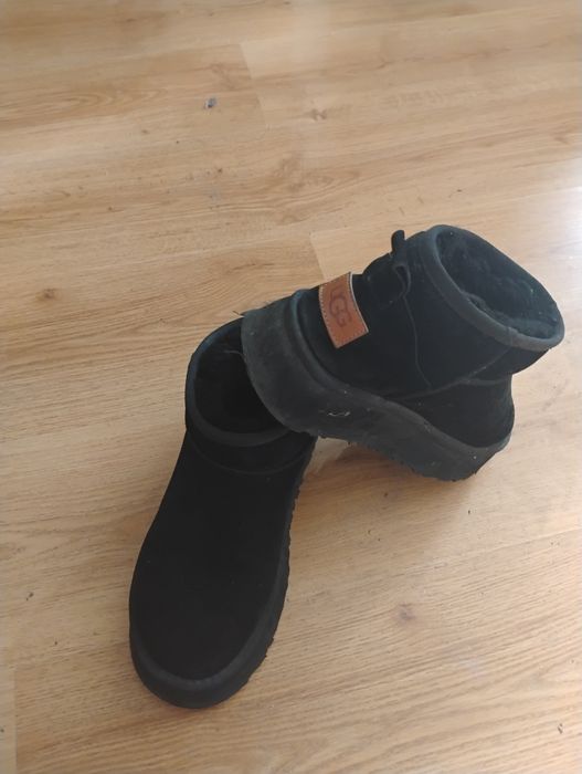 Buty UGG czarne  roz. 40