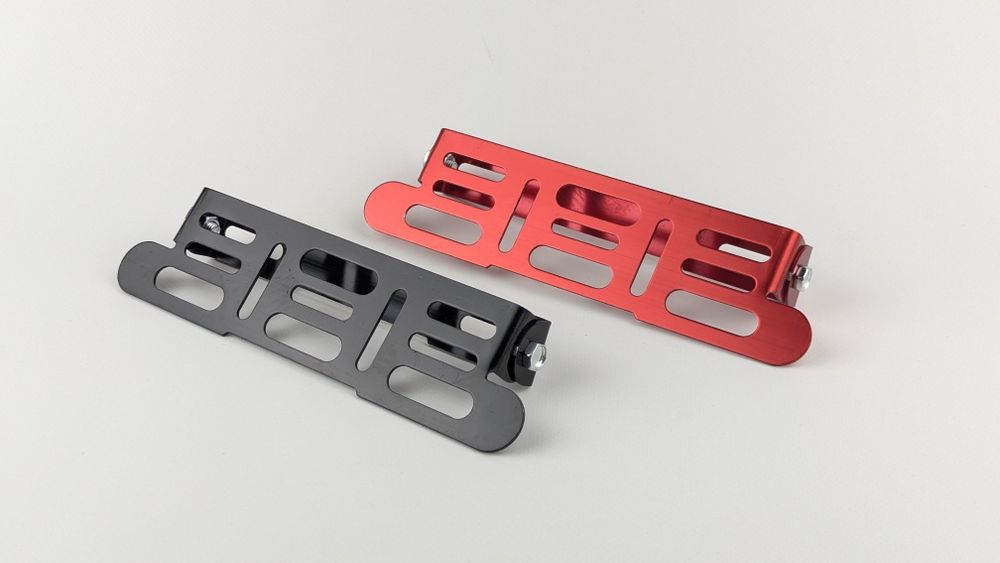 Універсальна планка-кріплення номера мотоцикла з регульованим кутом