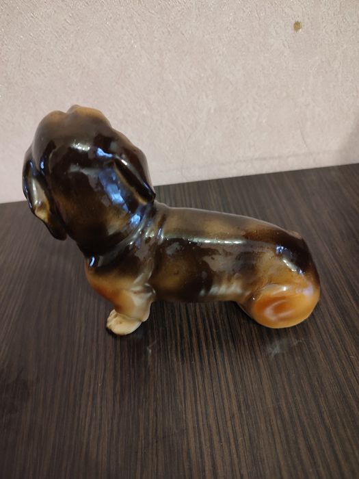 Статуетка Такса фарфор