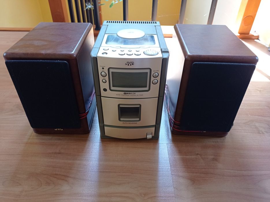 Wieża jvc , brak pilota