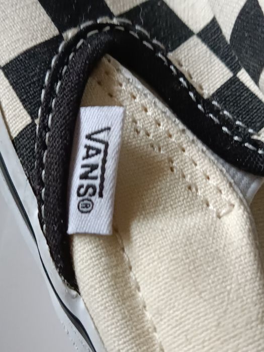 Vansy nowe w kratkę