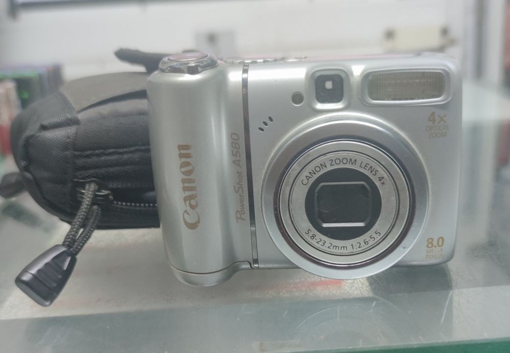 Цифровой фотоаппарат.