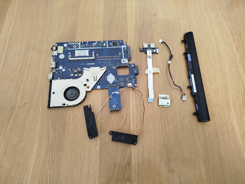 Запчастини Acer E1 510 материнська плата батарея динаміки wi-fi