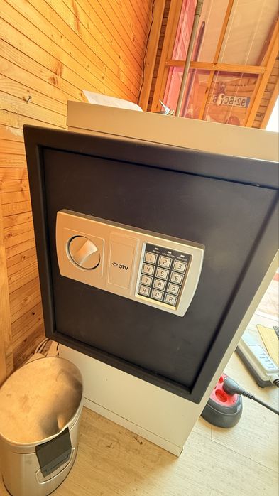 Cofre eletrónico para 48 chaves BTV Keytronic — Cascais