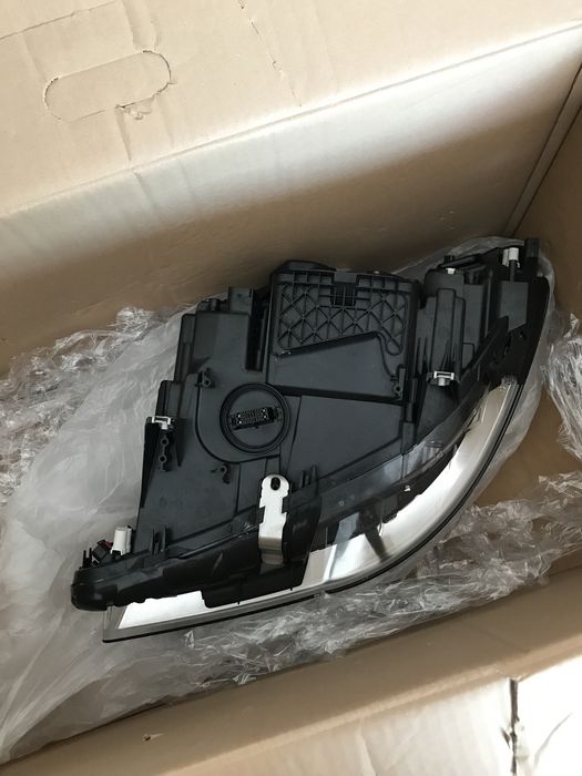 Farol BMW Adaptative LED Serie 5 ORIGINAL