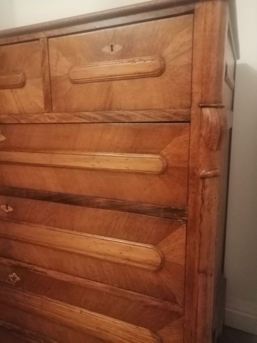 Móvel comoda / antiga