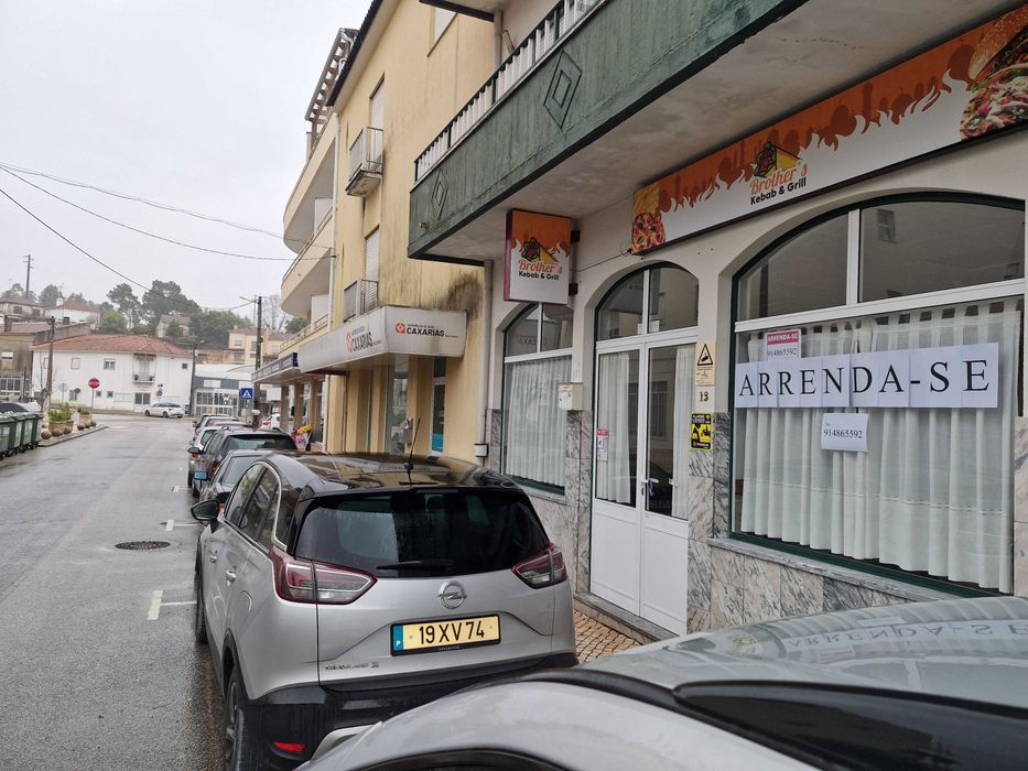 ARRENDA-SE Café Snack Bar