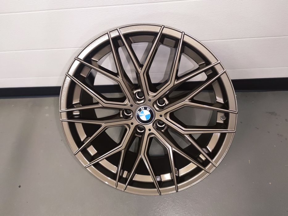 Felgi Arceo Valencia 19 " 5x120 8,5 et 33