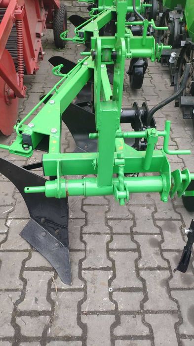 Плуг Польща + велике колесо