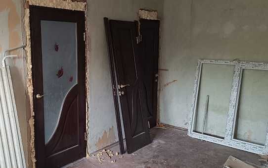 Продам 2 комнатную квартиру под ремонт в хорошем месте Требухова