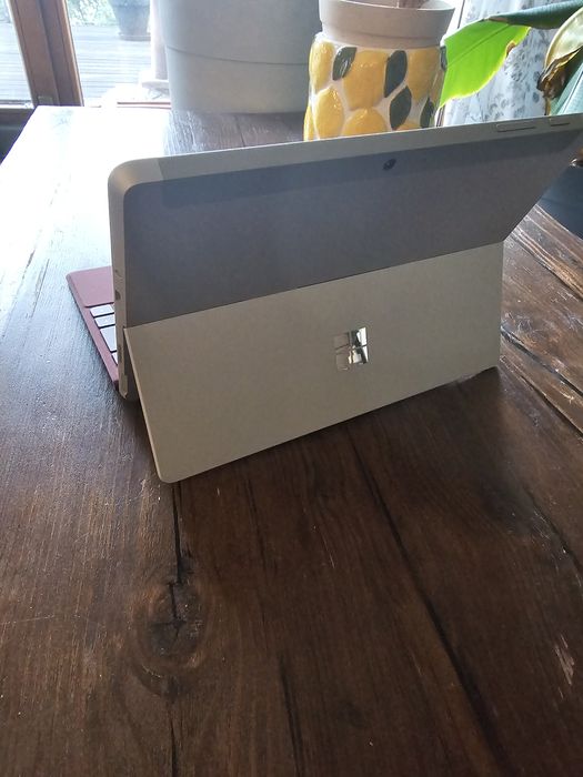 Surface Go2, m3 8/128gb