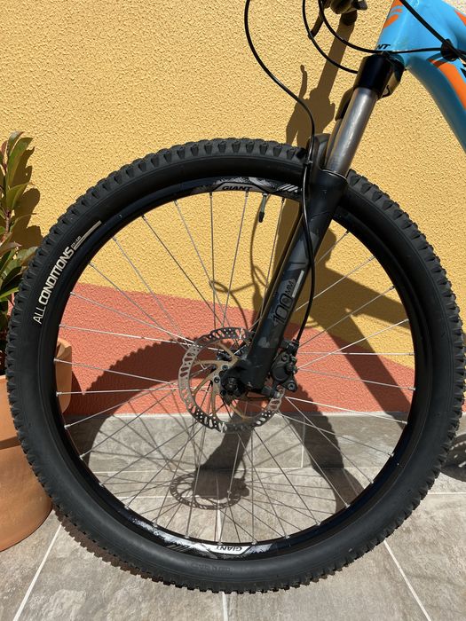 Bicicleta BTT GIANT TALON 27,5”