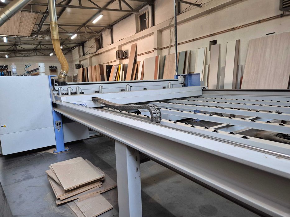 Pila panelowa HOLZMA HPP350