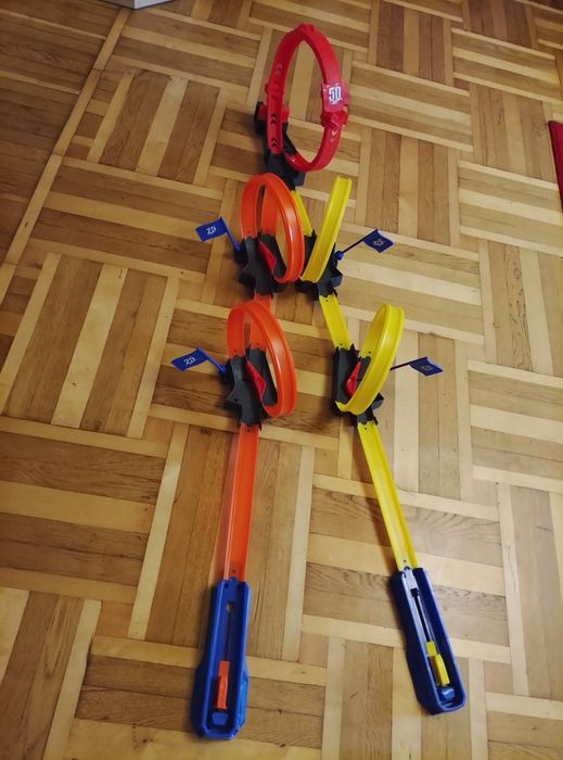 Трек Hot Wheels Карколомні трюки в петлях