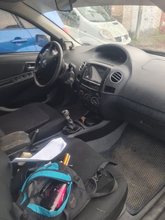 Продажа авто китаец  Geel MK